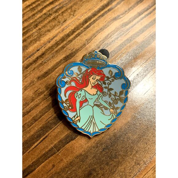 Ariel The Little Mermaid Blue Dress Princess Disney Trading Booster Pack Pin - Picture 1 of 2